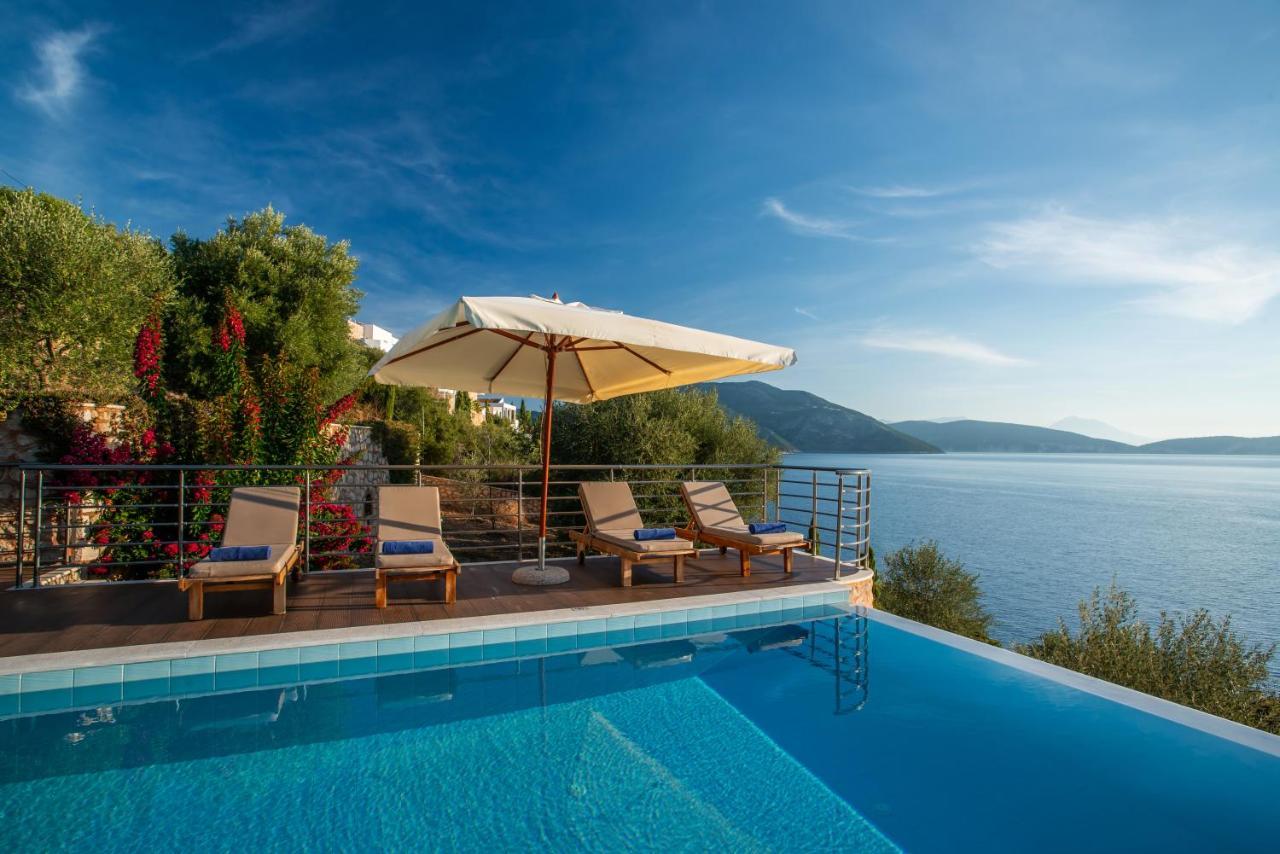 Iris Villas Lefkada - Marine Villa With Private Sea Access Сівота Екстер'єр фото
