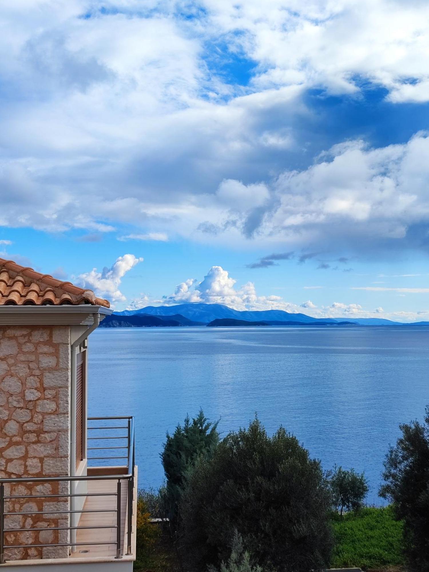 Iris Villas Lefkada - Marine Villa With Private Sea Access Сівота Екстер'єр фото